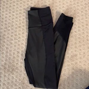 LULULEMON ATHLETICA LEGGINGS